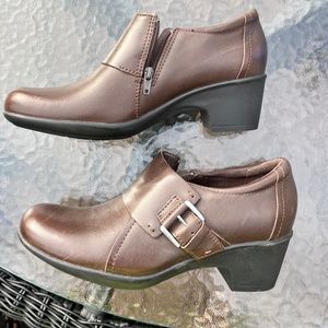 Clarks Size 8 Medium Genetta Vista